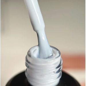 IZM 092 - Milky French - 15ml IZM 092 - Milky French - 15ml