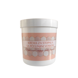 IZOHIT Krema za stopala sa pčelinjim voskom 500 ml IZOHIT Krema za stopala sa pčelinjim voskom 500 ml