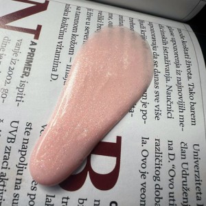 IZM Nude Glister Builder Gel 30g IZM Nude Glister Builder Gel 30g