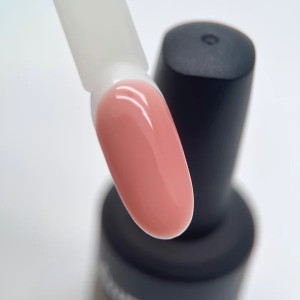 IZM Kamuflažna baza - 7 30ml IZM Kamuflažna baza - 7 30ml