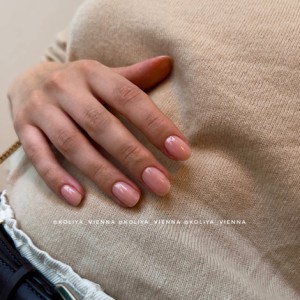 IZM Kamuflažna baza - 19 Natural Cover 15ml IZM Kamuflažna baza - 19 Natural Cover 15ml