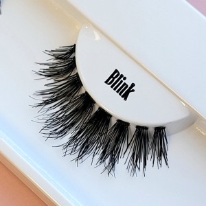 LINES LASHES Strip trepavice Blink LINES LASHES Strip trepavice Blink