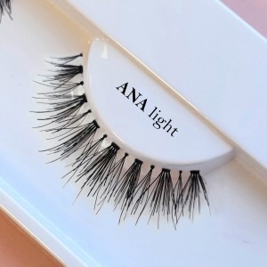 LINES LASHES Strip Trepavice Ana Light LINES LASHES Strip Trepavice Ana Light