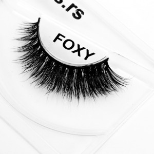 LINES LASHES Mega volumen trepavice Foxy