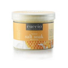 CUCCIO SCENTUAL SALT SOAK Med i Mleko 822 g