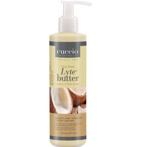 CUCCIO LYTE ULTRA SHEER BUTTER Kokos i Beli Đumbir 237 ml CUCCIO LYTE ULTRA SHEER BUTTER Kokos i Beli Đumbir 237 ml